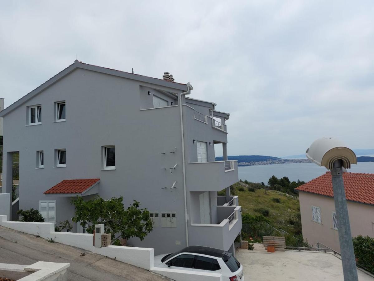 Apartments Vini سيغيت دونيي المظهر الخارجي الصورة