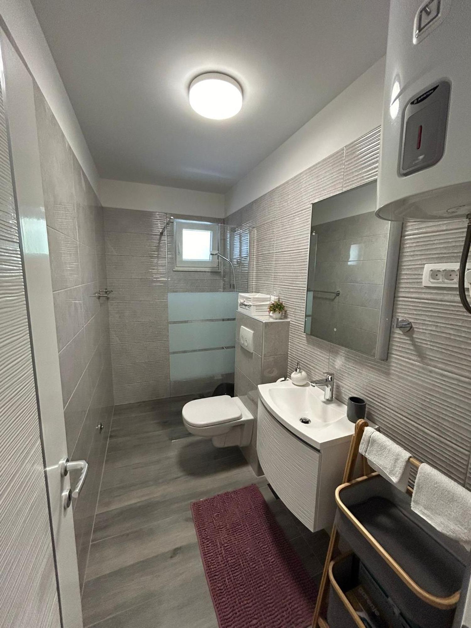Apartments Vini سيغيت دونيي المظهر الخارجي الصورة