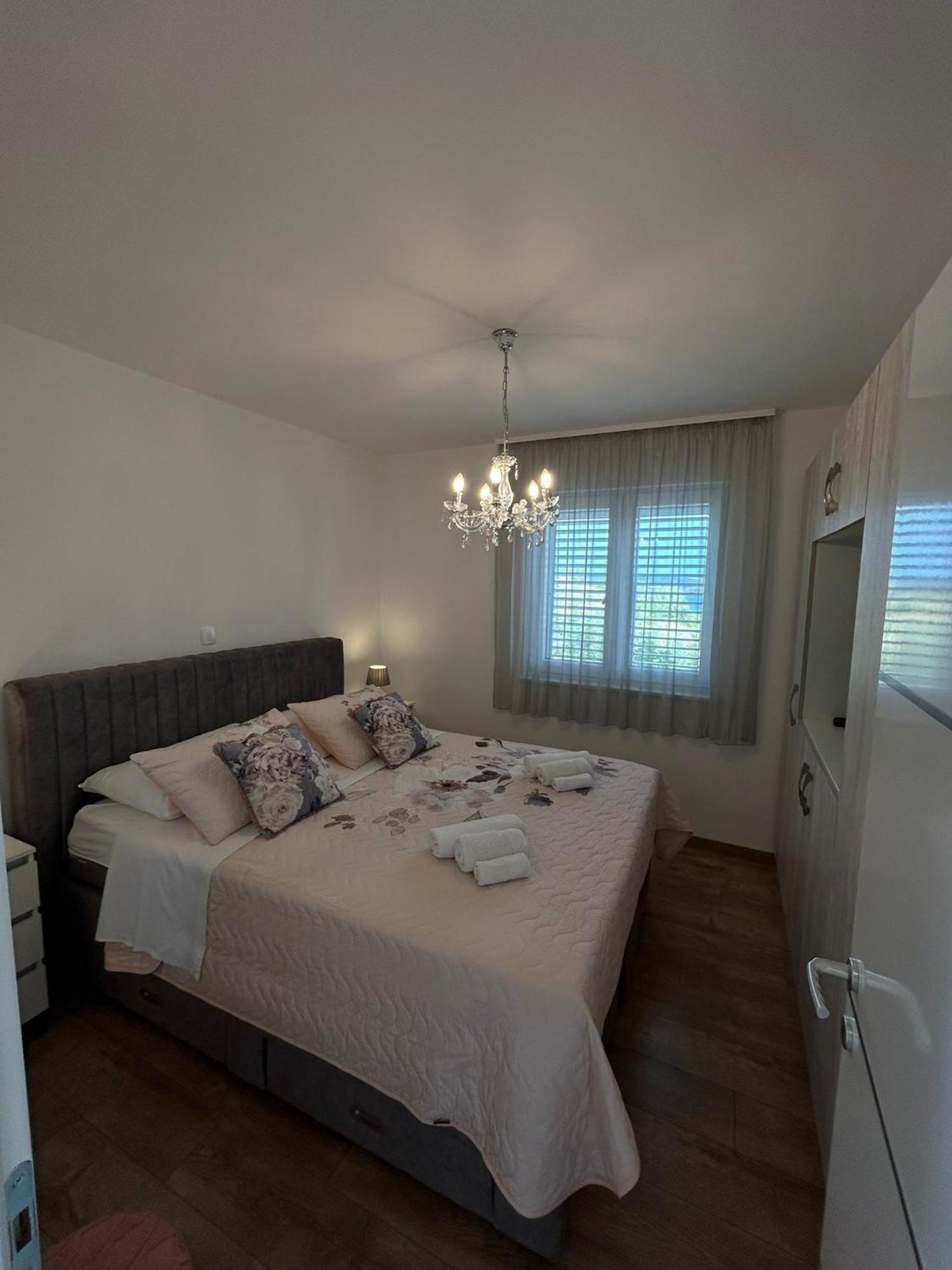 Apartments Vini سيغيت دونيي المظهر الخارجي الصورة