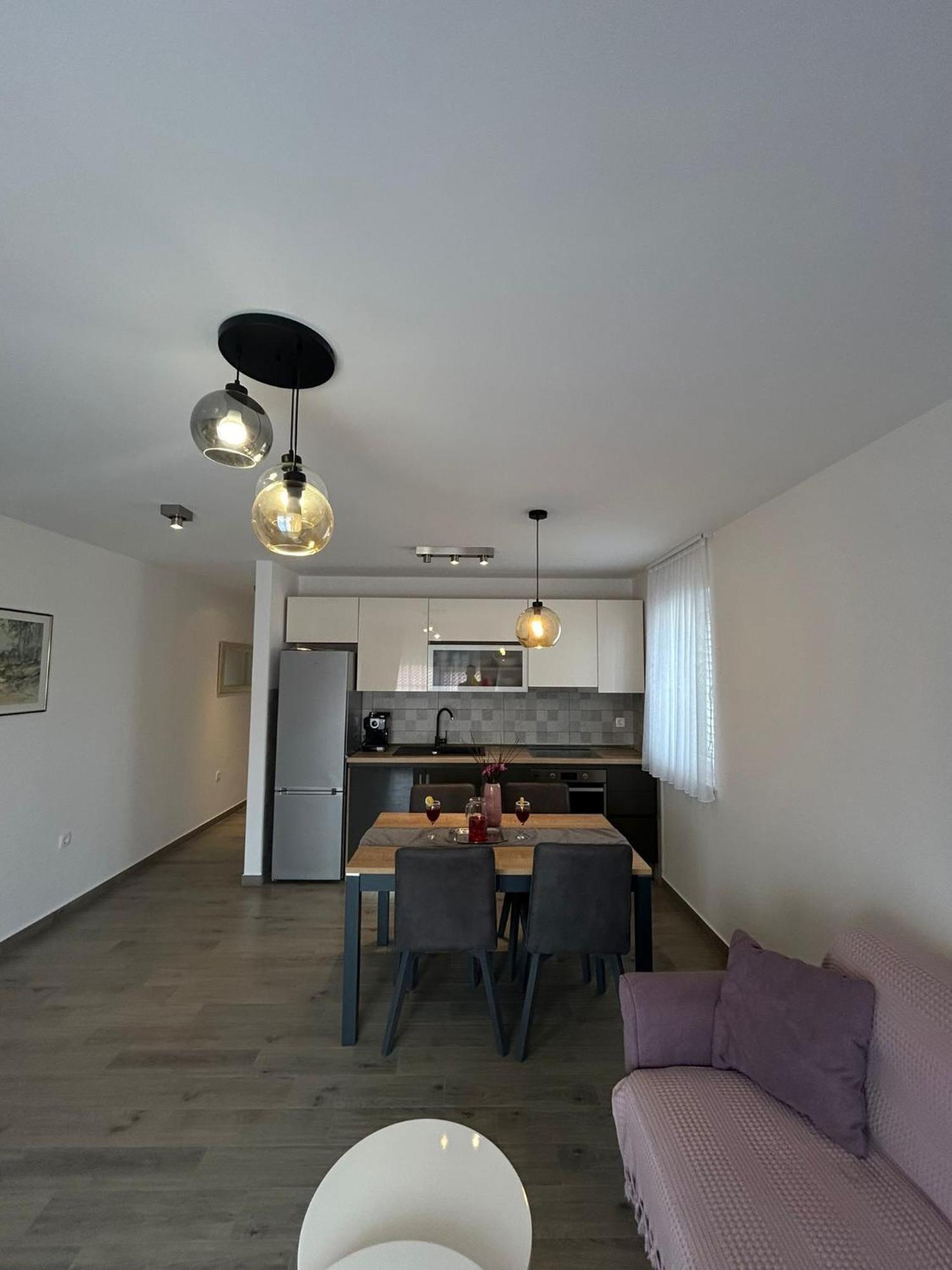 Apartments Vini سيغيت دونيي المظهر الخارجي الصورة