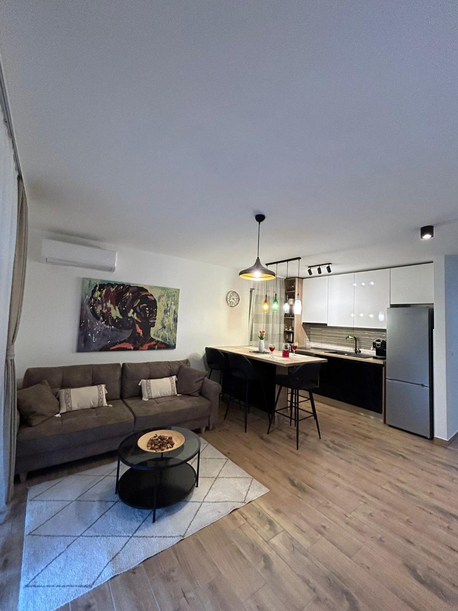 Apartments Vini سيغيت دونيي المظهر الخارجي الصورة