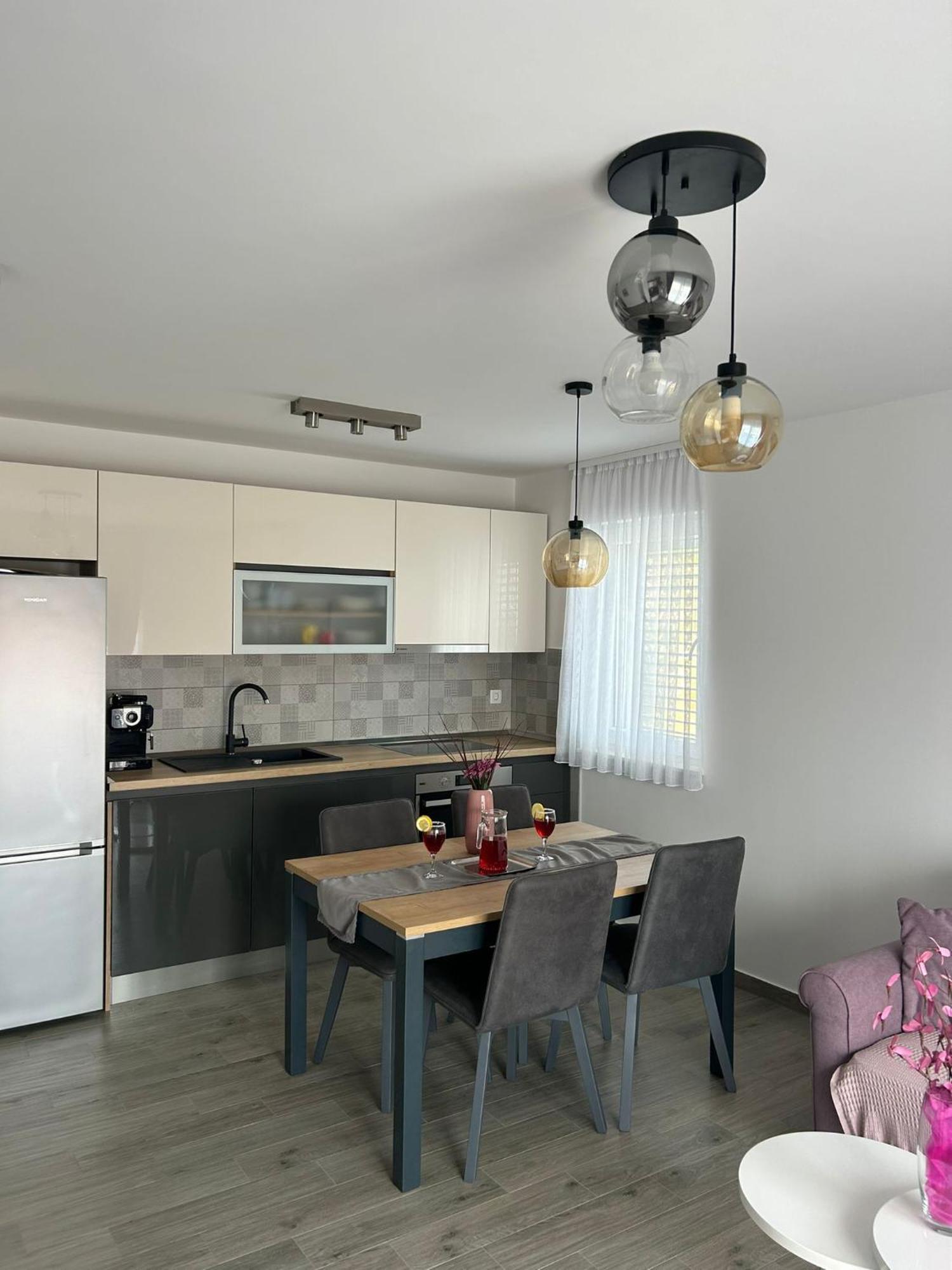 Apartments Vini سيغيت دونيي المظهر الخارجي الصورة